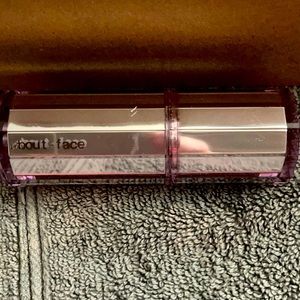 Unopened About-face by Halsey highlight fluid in Flight or Fight